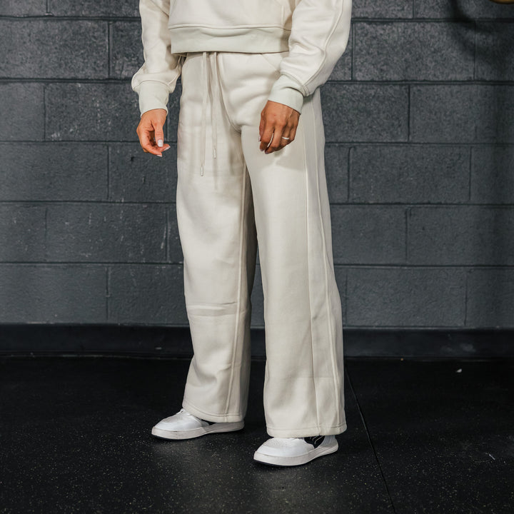 Ember Wide-Leg Sweatpant