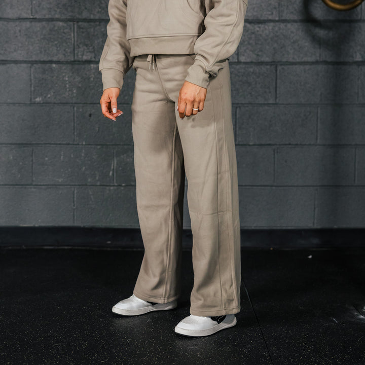 Ember Wide-Leg Sweatpant